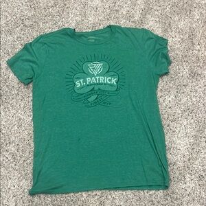 Green St. Patrick's Graphic T-Shirt large
